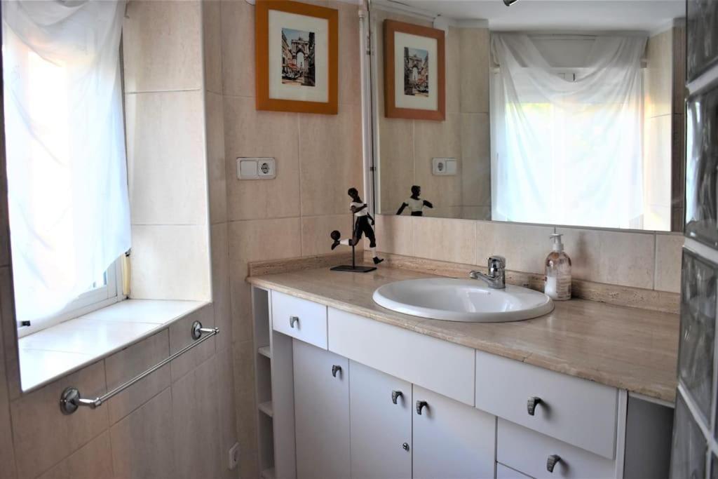 Casa Con Terrazas Lägenhet Zaragoza Exteriör bild